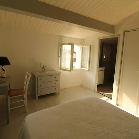 Apartment Renove A Royan, Proche Plage, Terrasse, Parking Prive - Fr-1-494-102 *