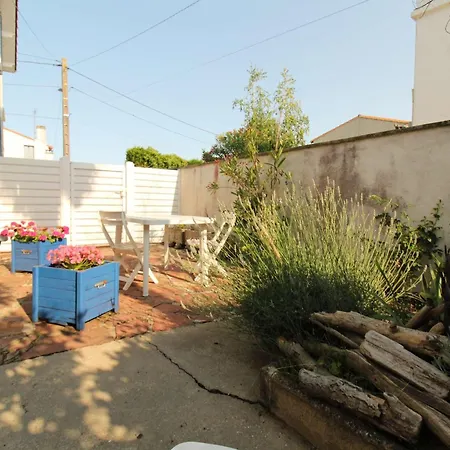 Apartment Renove A Royan, Proche Plage, Terrasse, Parking Prive - Fr-1-494-102 *