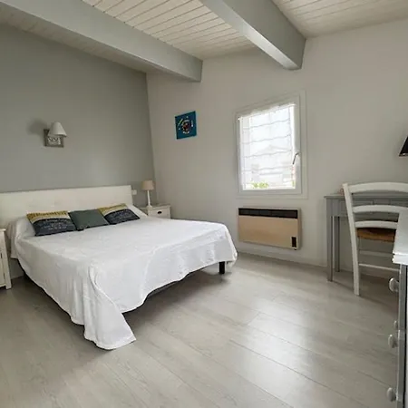 Lejlighed Renove A Royan, Proche Plage, Terrasse, Parking Prive - Fr-1-494-102 Royan