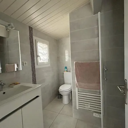 Renove A Royan, Proche Plage, Terrasse, Parking Prive - Fr-1-494-102 Apartment Royan